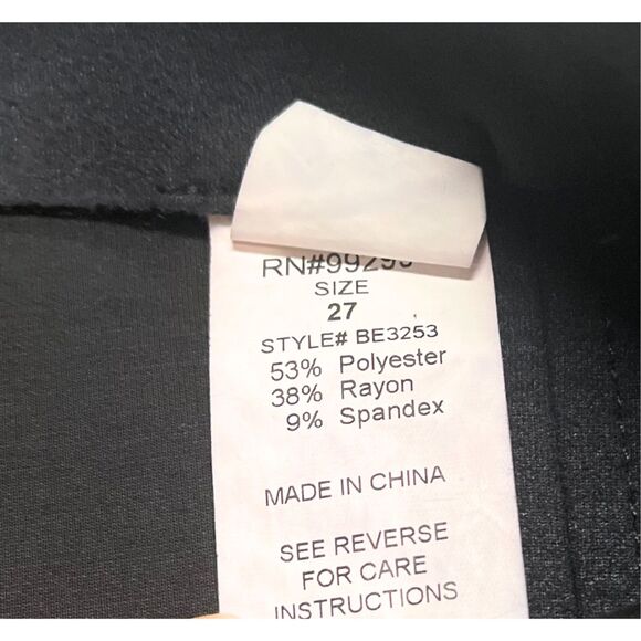 NWT Level 99 Women's Suede Like Skirt, Size 27 - Picture 4 of 5